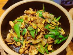 -费大厨辣椒炒肉(万家丽一店)