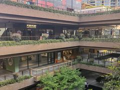 -瑞虹新天地月亮湾