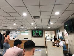 -浙江大学医学院附属口腔医院湖滨（延安）院区