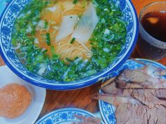 -伊穆祥牛肉面总店·清真