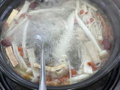-濠轩阁特色生蚝火锅(水湾路店)