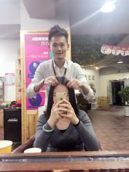 -镁连社·美联社