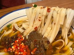 -矮子粉店1985·长沙米粉(湘春路店)