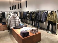 -URBAN REVIVO(西安Momopark店)