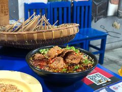 -马路边边·成都串串(翠柏路店)