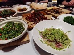 -鸽子侯·家宴·平价海鲜(市图书馆店)