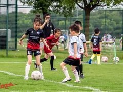 -Riverside河畔少儿足球培训(前滩店)