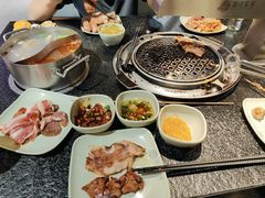 -海吃海喝海鲜烤肉炭火主题自助餐(朝阳店)