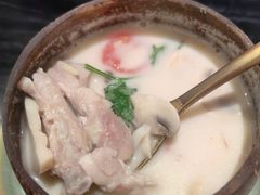 特色椰子鸡汤-Thai Alley泰爱里(二沙岛店)
