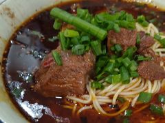-重庆小面·抄手(解放碑好吃街店)