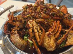 -凤凰路何眼镜香辣蟹(花果园店)