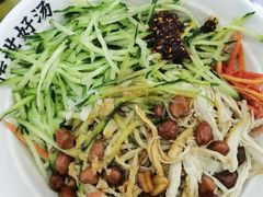 -牛一嘴·兰州牛肉面·大盘鸡(财富中心店)