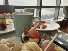 -湖景知味西餐厅•自助餐• 轻食(南京金茂威斯汀大酒店)