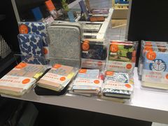 -诚品(信义店)