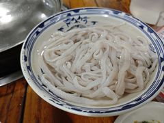 -章记正宗南岗鱼蛋火锅