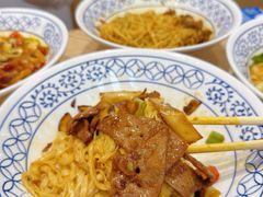 -李与白包子铺(桐梓林店)