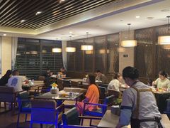 -新偶像健康汇•水疗SPA•豪华自助餐(世界城店)