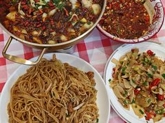 -三只鸟本地特色菜馆(上饶总店)