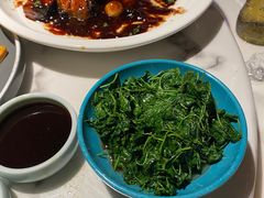 -荷塘秋月·本帮江浙菜(国权路店)