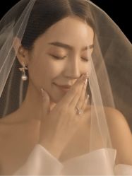 -易摄影婚纱摄影工作室