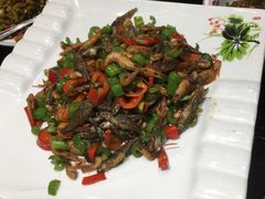 -三湘四水正宗湘菜(君峰路店)