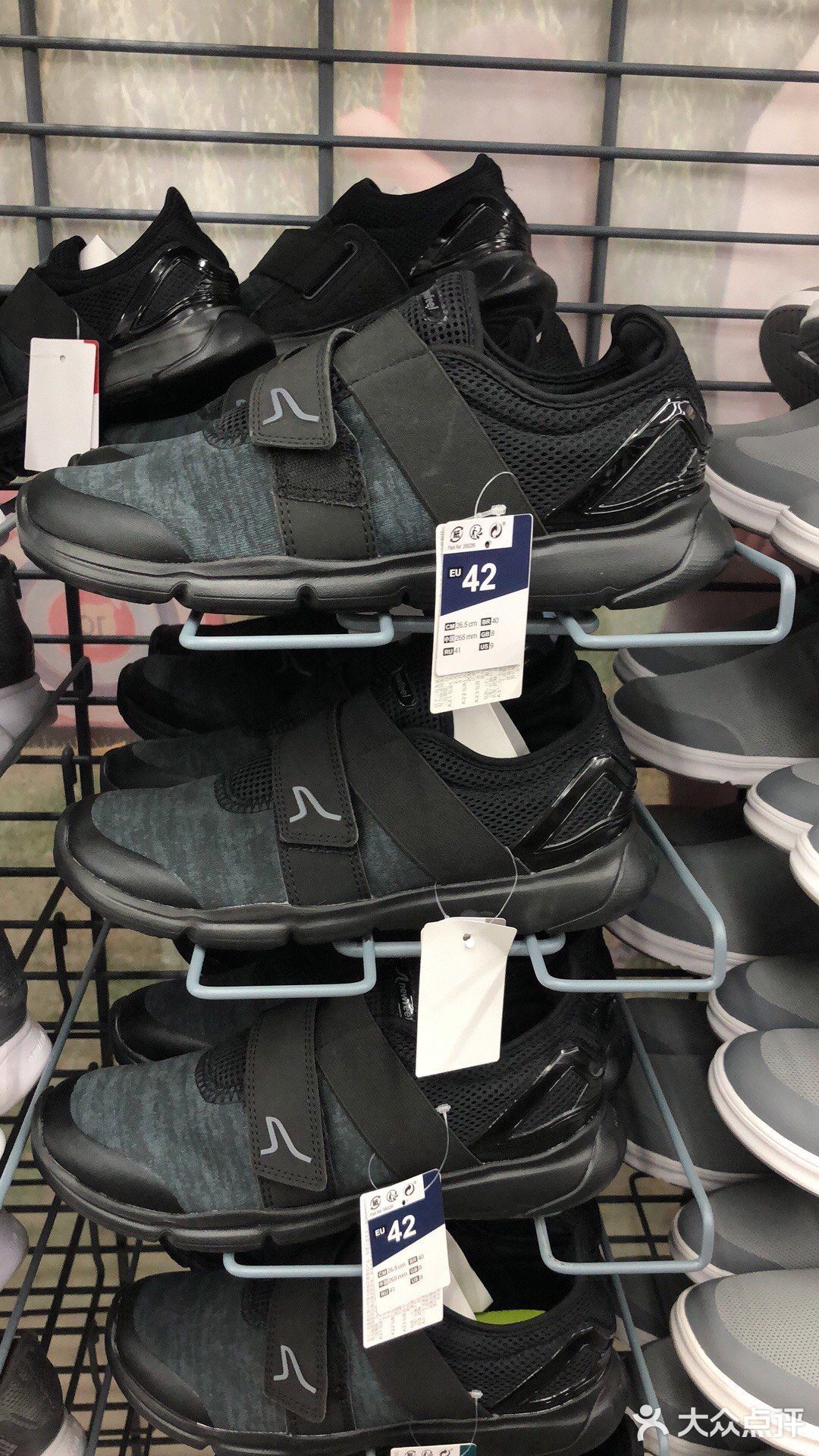 运动装的大卖场—迪卡龙