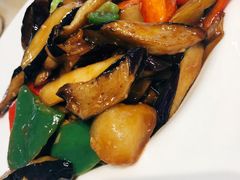 -关东小磨东北菜(上海长风大悦城店)