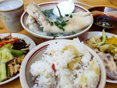 -老方桌烂蹄花川菜馆(九龙坡店)