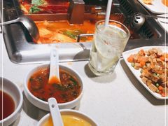 -海底捞火锅鲜切牛肉主题店(长寿路店)