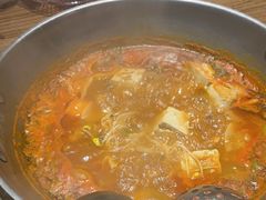 -野山舂·贵州现舂酸汤火锅(鸿通城店)