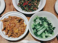 -聚鑫朋酸菜肥肠(九龙仓店)