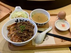 -熊吞·大碗丼烧肉饭(济宁万达广场店)
