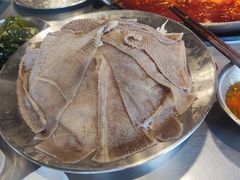 -鹿鸣山草本茶香火锅(园西路店)