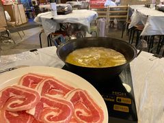 -鲜入围煮花胶鸡海鲜火锅