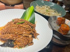 -魁盛居百年鲁菜馆(县西巷店)