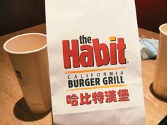 -The Habit Burger Grill 哈比特汉堡(复兴soho店)