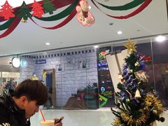-CoCo都可(湖滨银泰店B区店)