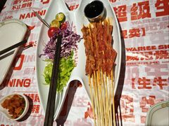 招牌超级生牛-威记烧嘢·南宁烧烤·超级生牛(绿地店)