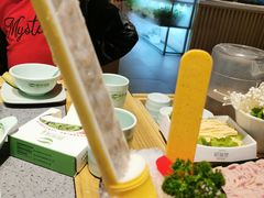 -鲜货俚鲜火锅(青果路店)