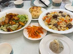 -汗腾格里·风味餐厅(新疆驻京办店)