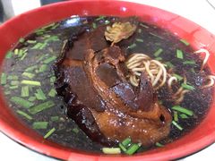 -小龙大肉面馆