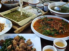 -曹苏黄牛汤锅(傣苑店)