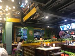 大堂-钢管厂五区小郡肝串串香(奥克斯广场锦城万达店)