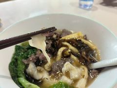 -甘掌门·化州驰名牛杂粉(越秀店)