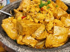 石锅海胆豆腐-品海楼·大连海胆锅贴馆(东港店)