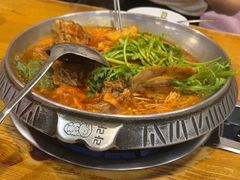 -喇喇排骨火锅·传统韩式脊骨汤(望京西园总店)