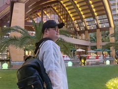 -三亚湾海居铂尔曼度假酒店