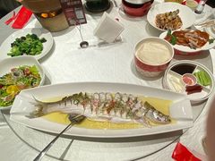 -新华饭店·新津菜·酥皮烤鸭·海鲜(津湾广场店)