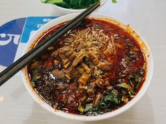 -崇州余荞面(落虹桥店)