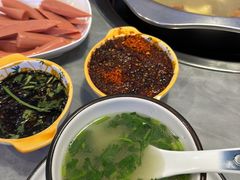 -光头药膳鸡(莱茵小镇店)